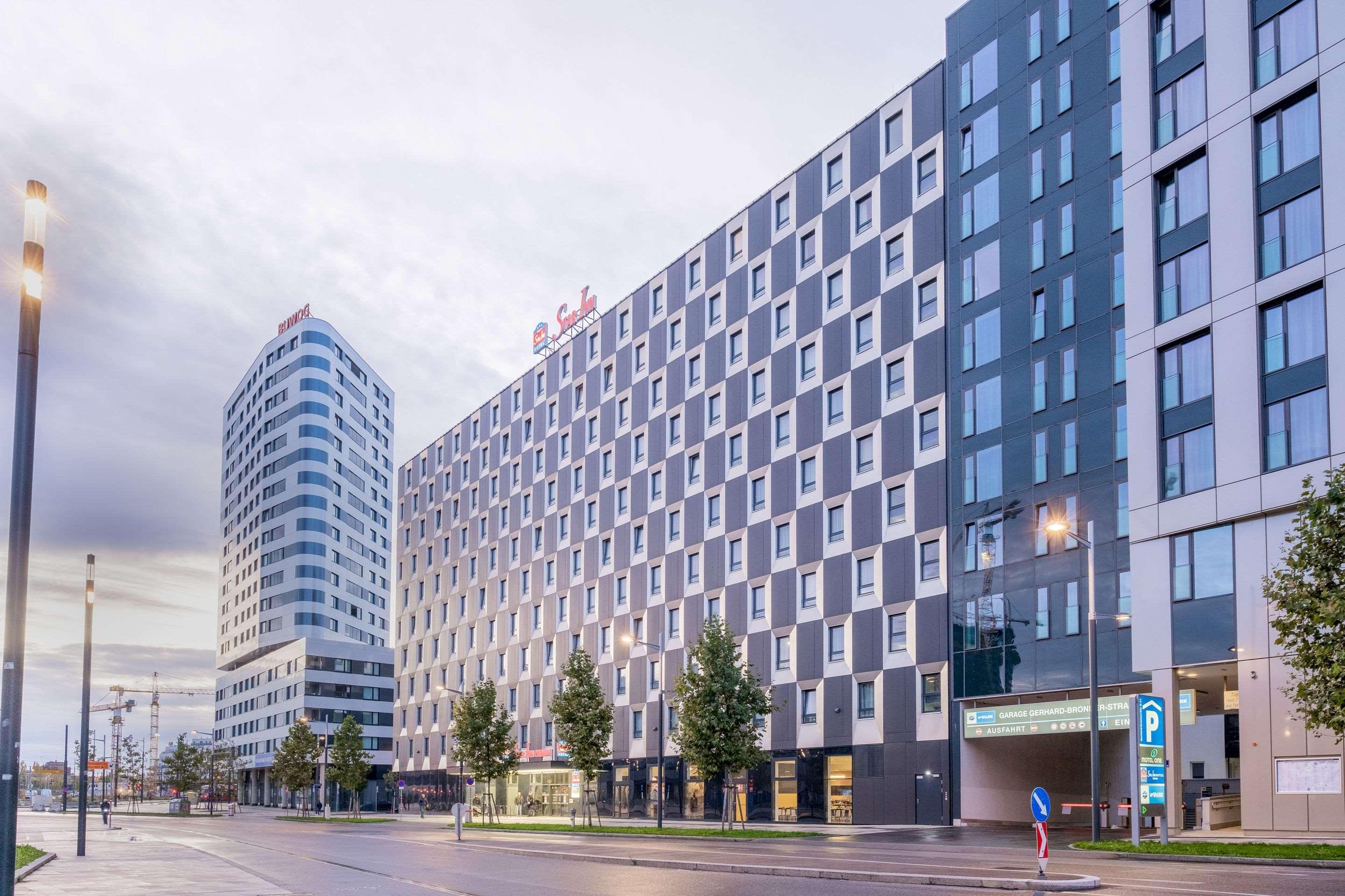 Star Premium Hauptbahnhof 4*