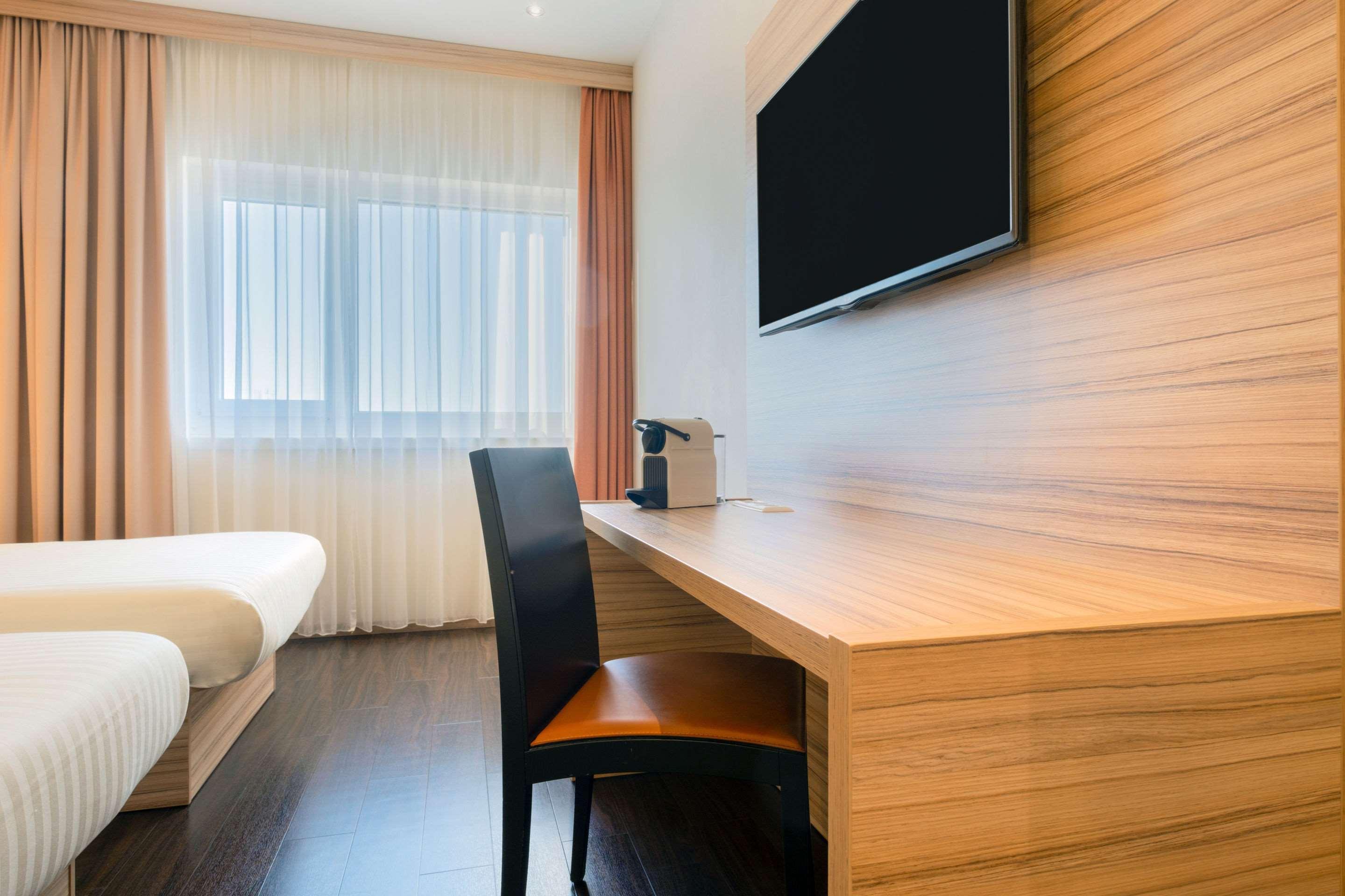 Star Premium Hauptbahnhof Hotel 4*
